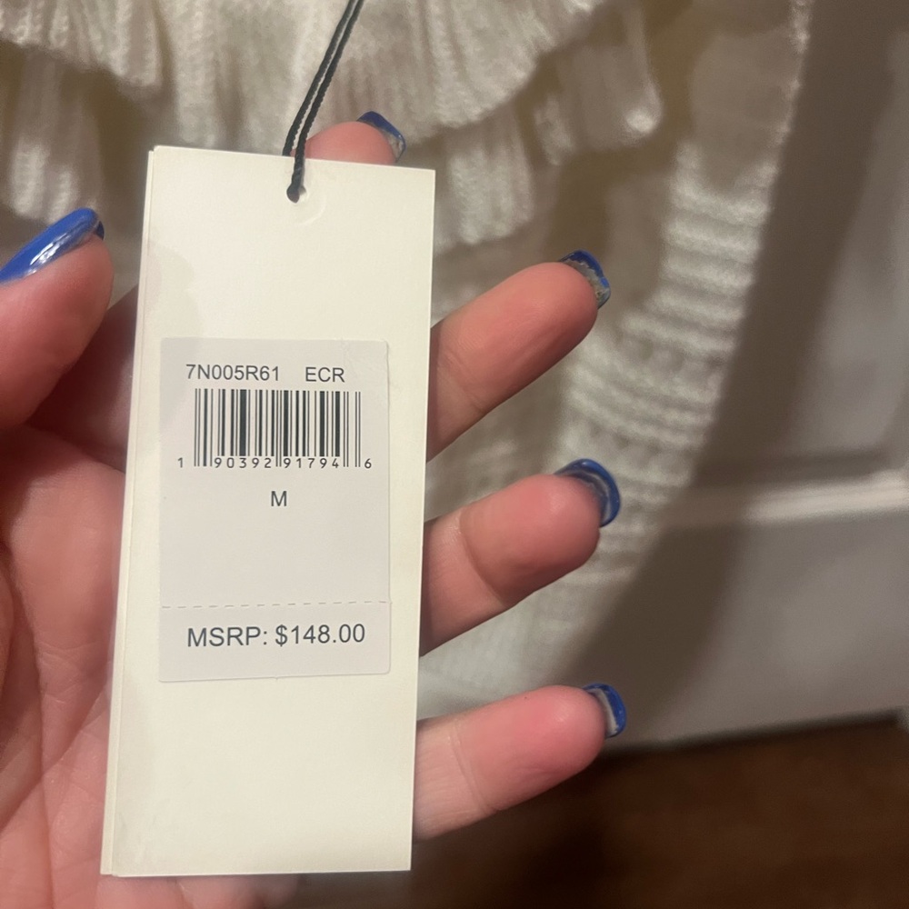 7 for all mankind top size medium- new with tags - Picture 2 of 3